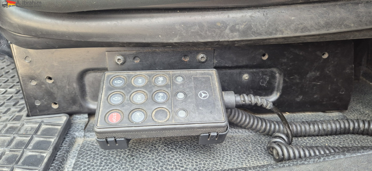 Mercedes-Benz Actros 2536 L 3 Kammern, 19500 L, mp3, Oben Unten Befüllung - Camion citerne: photos 2 Mercedes-Benz Actros 2536 L 3 Kammern, 19500 L, mp3, Oben Unten Befüllung - Camion citerne: photos 2