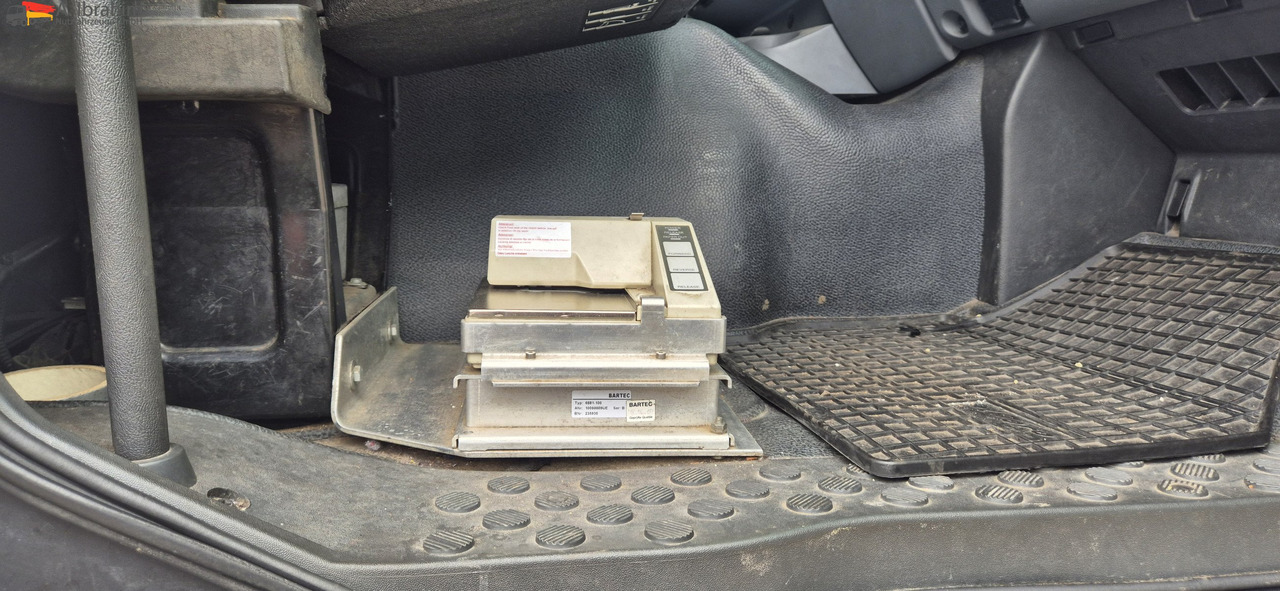 Mercedes-Benz Actros 2536 L 3 Kammern, 19500 L, mp3, Oben Unten Befüllung - Camion citerne: photos 3 Mercedes-Benz Actros 2536 L 3 Kammern, 19500 L, mp3, Oben Unten Befüllung - Camion citerne: photos 3