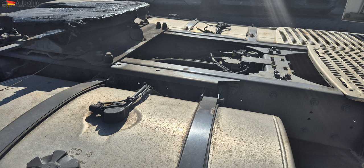 Daf XF 480 FT einsatzbereit Vollspoiler, Retarder 2xTank - Tracteur routier: photos 3 Daf XF 480 FT einsatzbereit Vollspoiler, Retarder 2xTank - Tracteur routier: photos 3