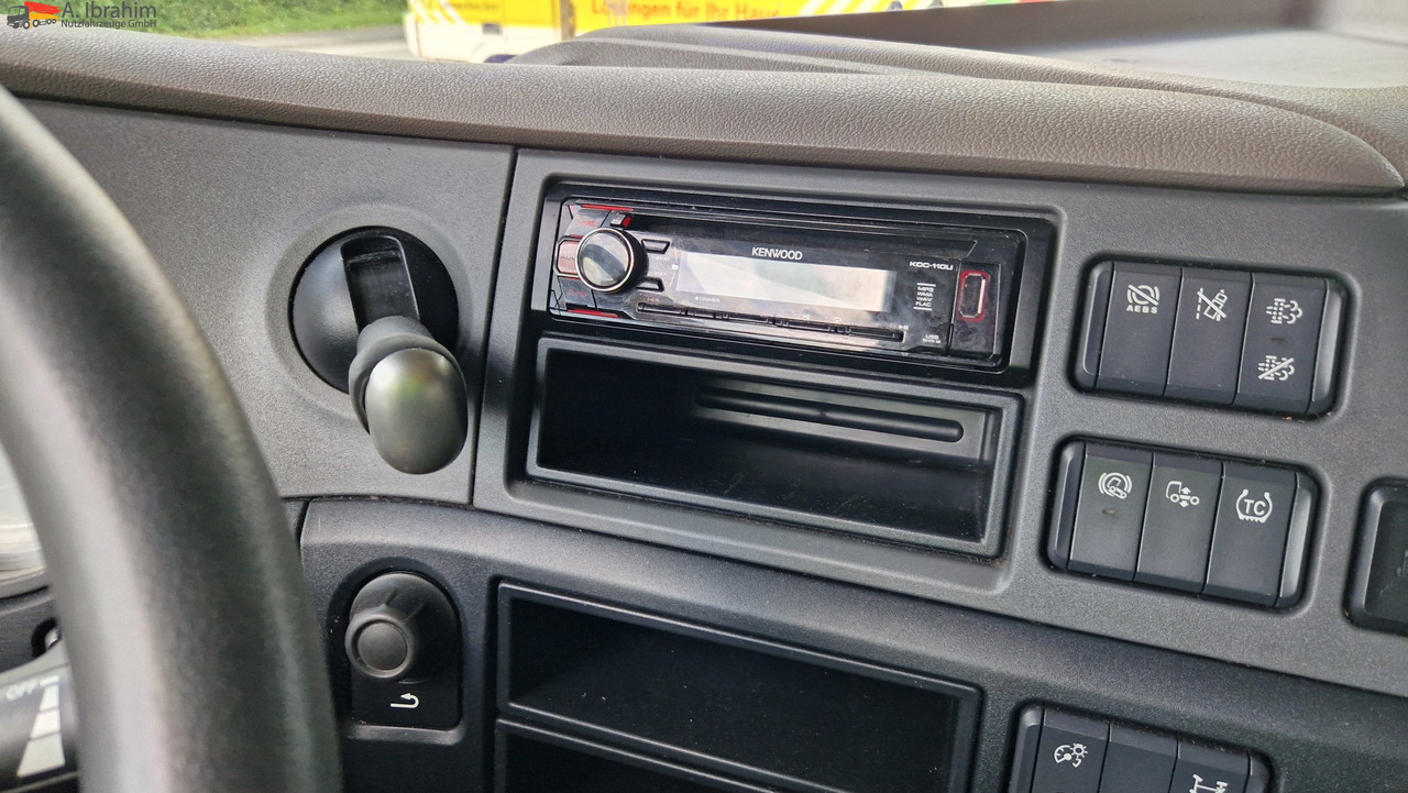 Daf XF480 2x Tank, Retarder, Standklima Topzustand, fehlerfrei im Display - Tracteur routier: photos 5 Daf XF480 2x Tank, Retarder, Standklima Topzustand, fehlerfrei im Display - Tracteur routier: photos 5