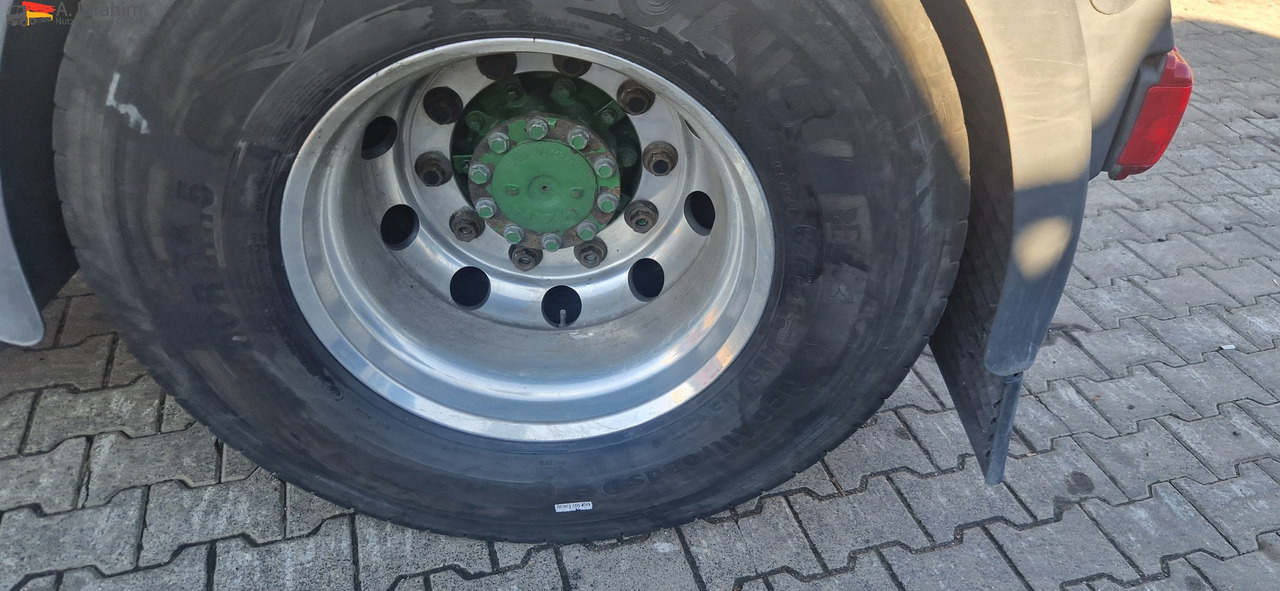 MAN TGS 18.400 PTO für Kompressor sehr sauber, 8x baugleich - Tracteur routier: photos 4 MAN TGS 18.400 PTO für Kompressor sehr sauber, 8x baugleich - Tracteur routier: photos 4