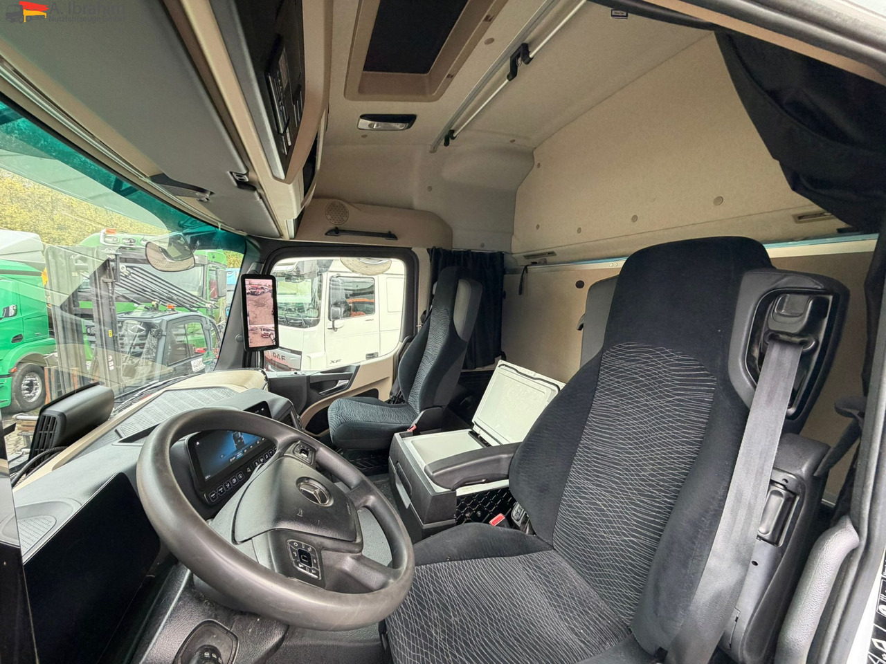 Mercedes-Benz Actros 1846LS Streamspace | Retarder | Euro 6d | Blatt Luft | 3 x vorhanden - Tracteur routier: photos 4 Mercedes-Benz Actros 1846LS Streamspace | Retarder | Euro 6d | Blatt Luft | 3 x vorhanden - Tracteur routier: photos 4