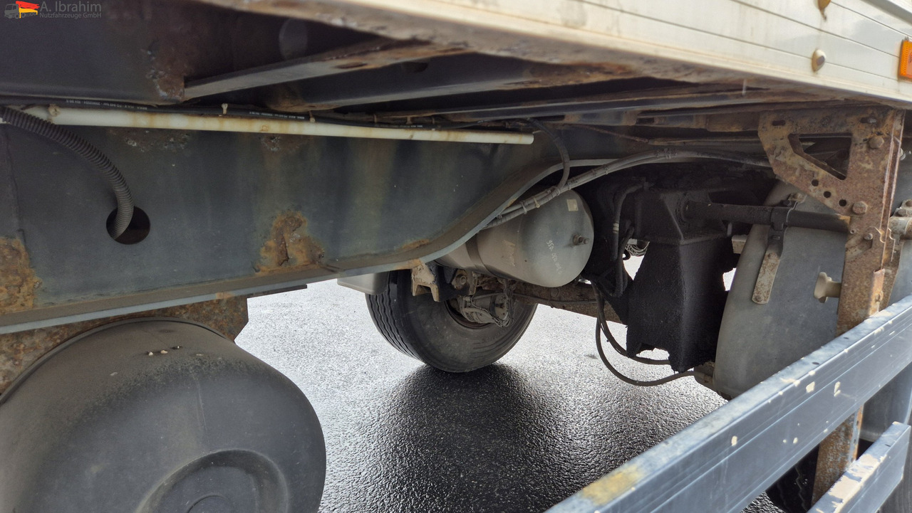 Wagen Meyer MSK 10 Mitsubishi TSV2000D - Semi-remorque frigorifique: photos 3 Wagen Meyer MSK 10 Mitsubishi TSV2000D - Semi-remorque frigorifique: photos 3