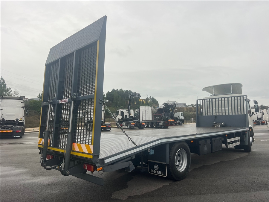 DAF LF 55.220 - Camion plateau: photos 4 DAF LF 55.220 - Camion plateau: photos 4