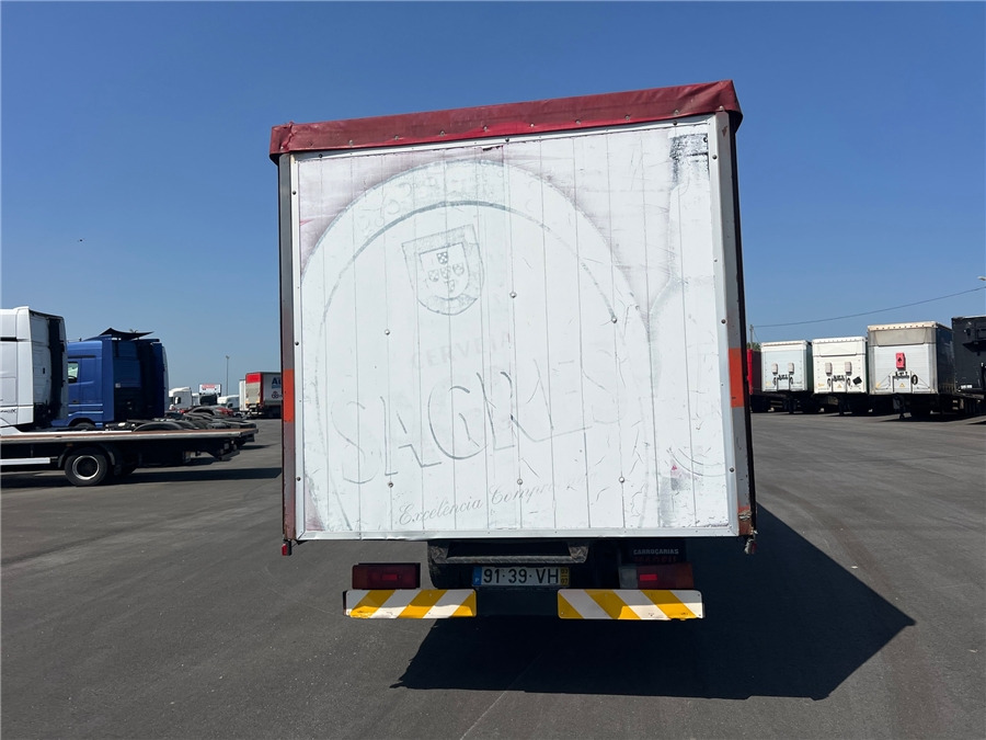 Mitsubishi FE659 - Camion à rideaux coulissants: photos 5 Mitsubishi FE659 - Camion à rideaux coulissants: photos 5