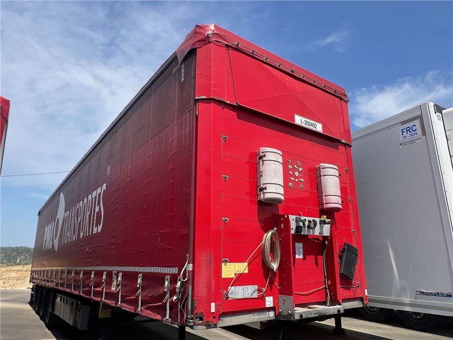 SCHMITZ CARGOBULL SCB-S3T TETO ELEVAR - Semi-remorque rideaux coulissants: photos 1 SCHMITZ CARGOBULL SCB-S3T TETO ELEVAR - Semi-remorque rideaux coulissants: photos 1