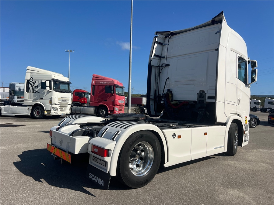 Scania S580 /V8 FULL AIR / RETARDER - Tracteur routier: photos 4 Scania S580 /V8 FULL AIR / RETARDER - Tracteur routier: photos 4