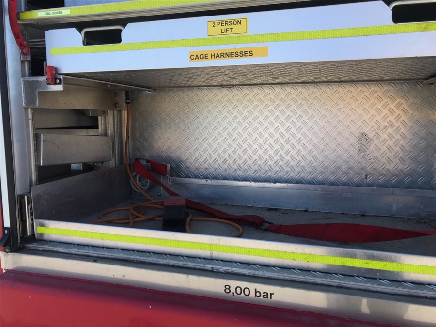 Camion de pompier Volvo FM 340 FIRE TRUCK: photos 11