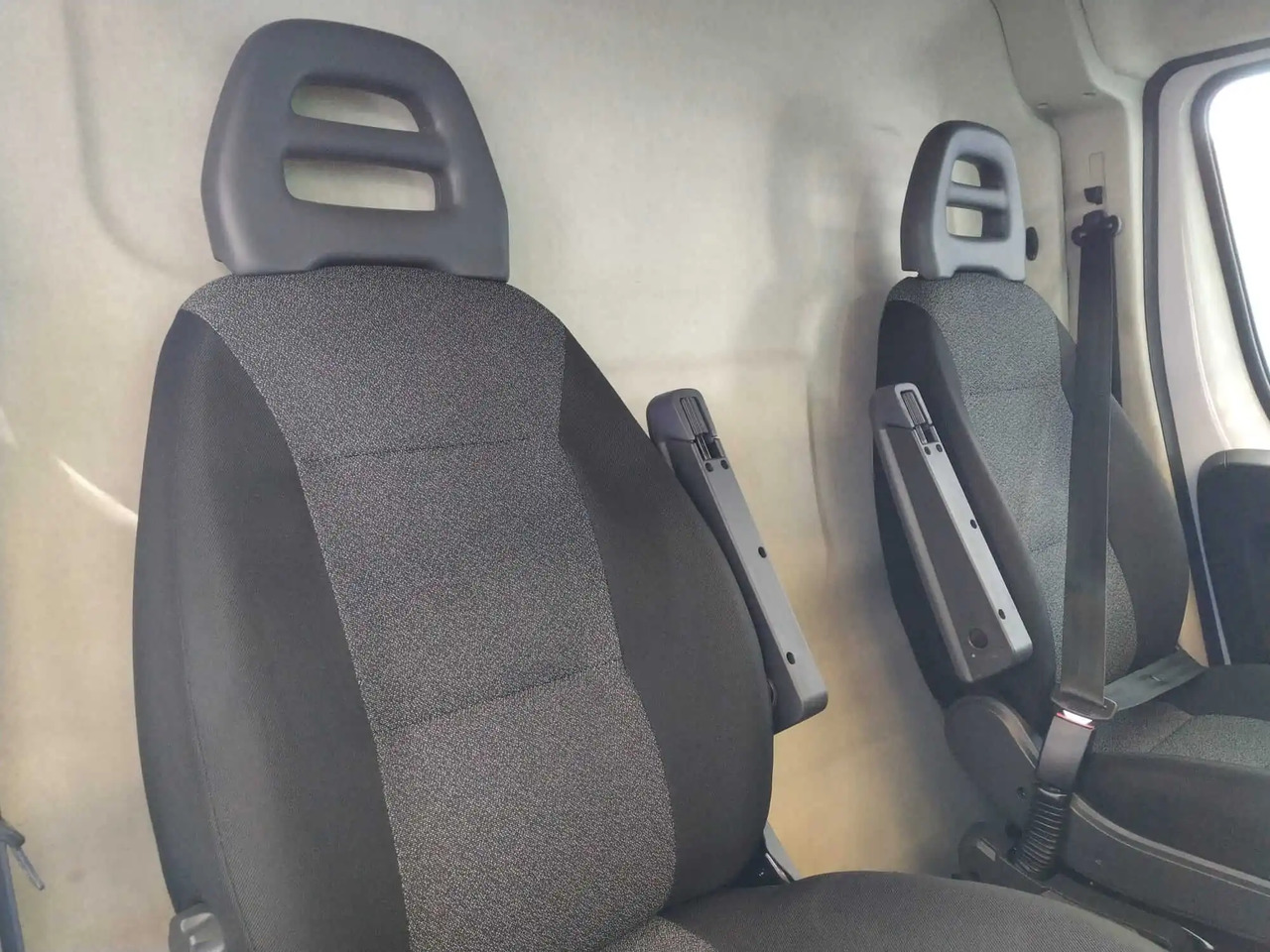 FIAT DUCATO L1H1 140 en leasing occasion FIAT DUCATO L1H1 140: photos 16