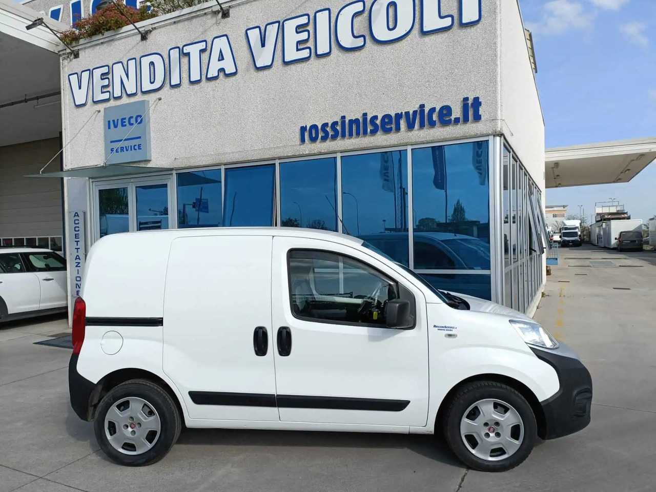 FIAT FIORINO SX - Fourgon utilitaire: photos 1 FIAT FIORINO SX - Fourgon utilitaire: photos 1