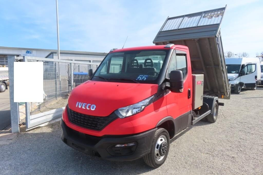 IVECO DAILY 35C12 RIBALTABILE - Utilitaire benne: photos 1 IVECO DAILY 35C12 RIBALTABILE - Utilitaire benne: photos 1