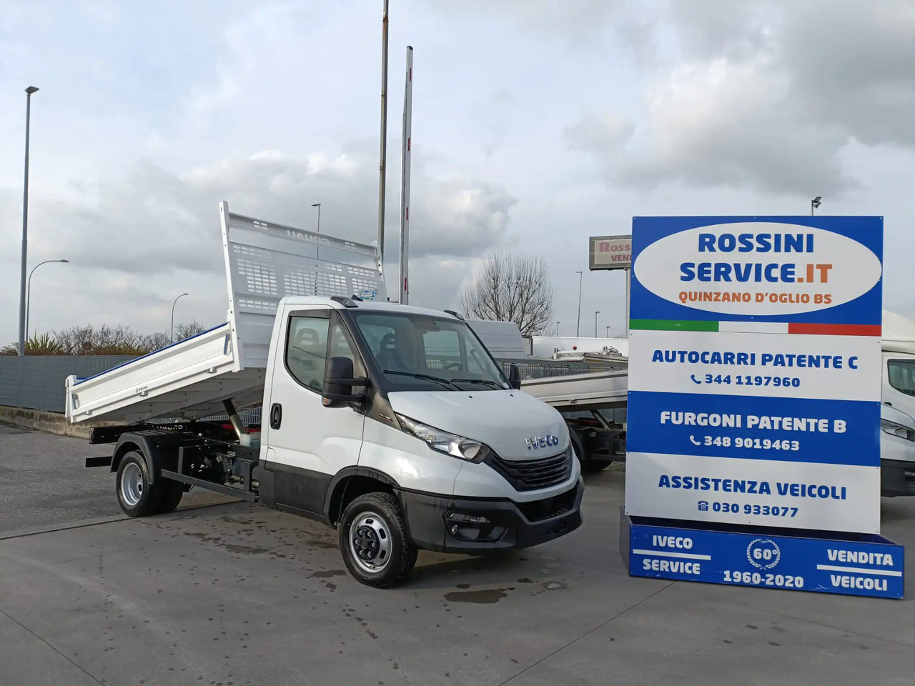 IVECO DAILY 35C16 MOD. 2025 RIBALTABILE TRILATERALE - Utilitaire benne: photos 1 IVECO DAILY 35C16 MOD. 2025 RIBALTABILE TRILATERALE - Utilitaire benne: photos 1