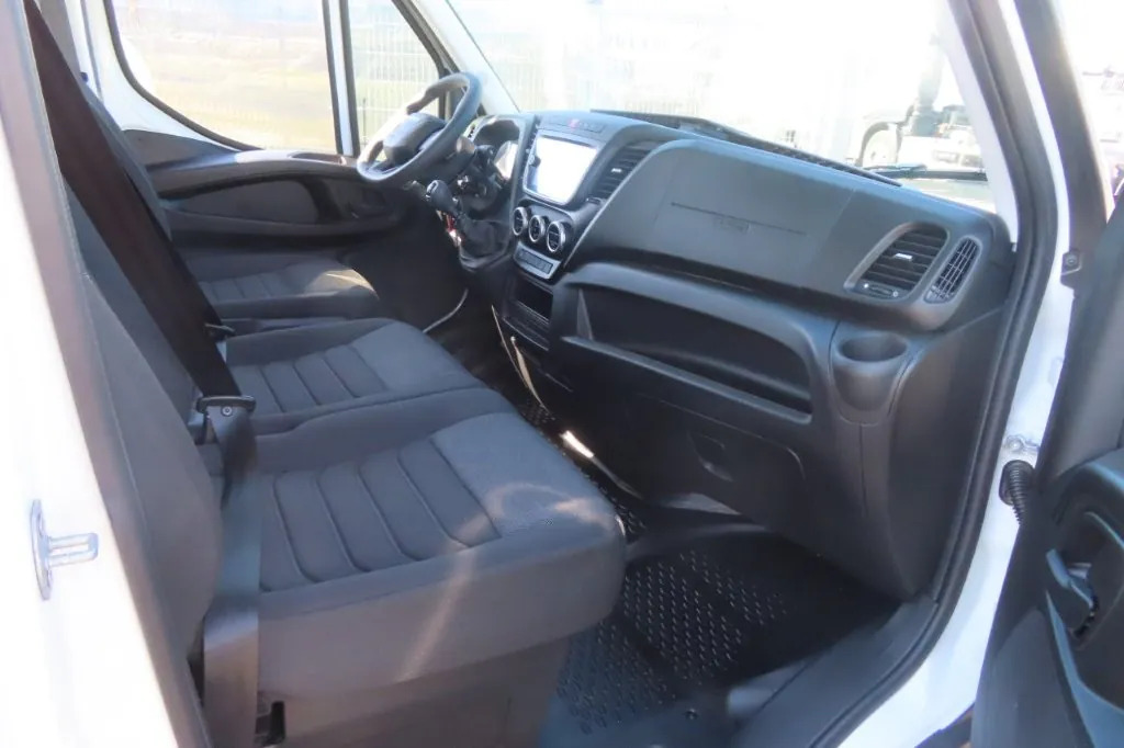 Minibus, Transport de personnes IVECO DAILY 35S14 7 POSTI: photos 8