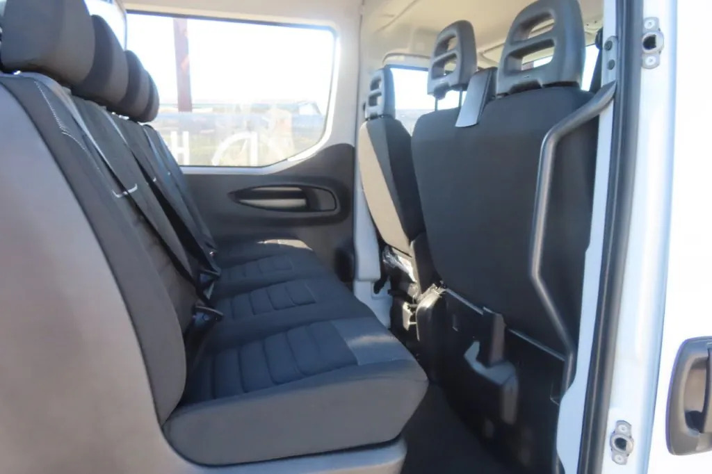 Minibus, Transport de personnes IVECO DAILY 35S14 7 POSTI: photos 7