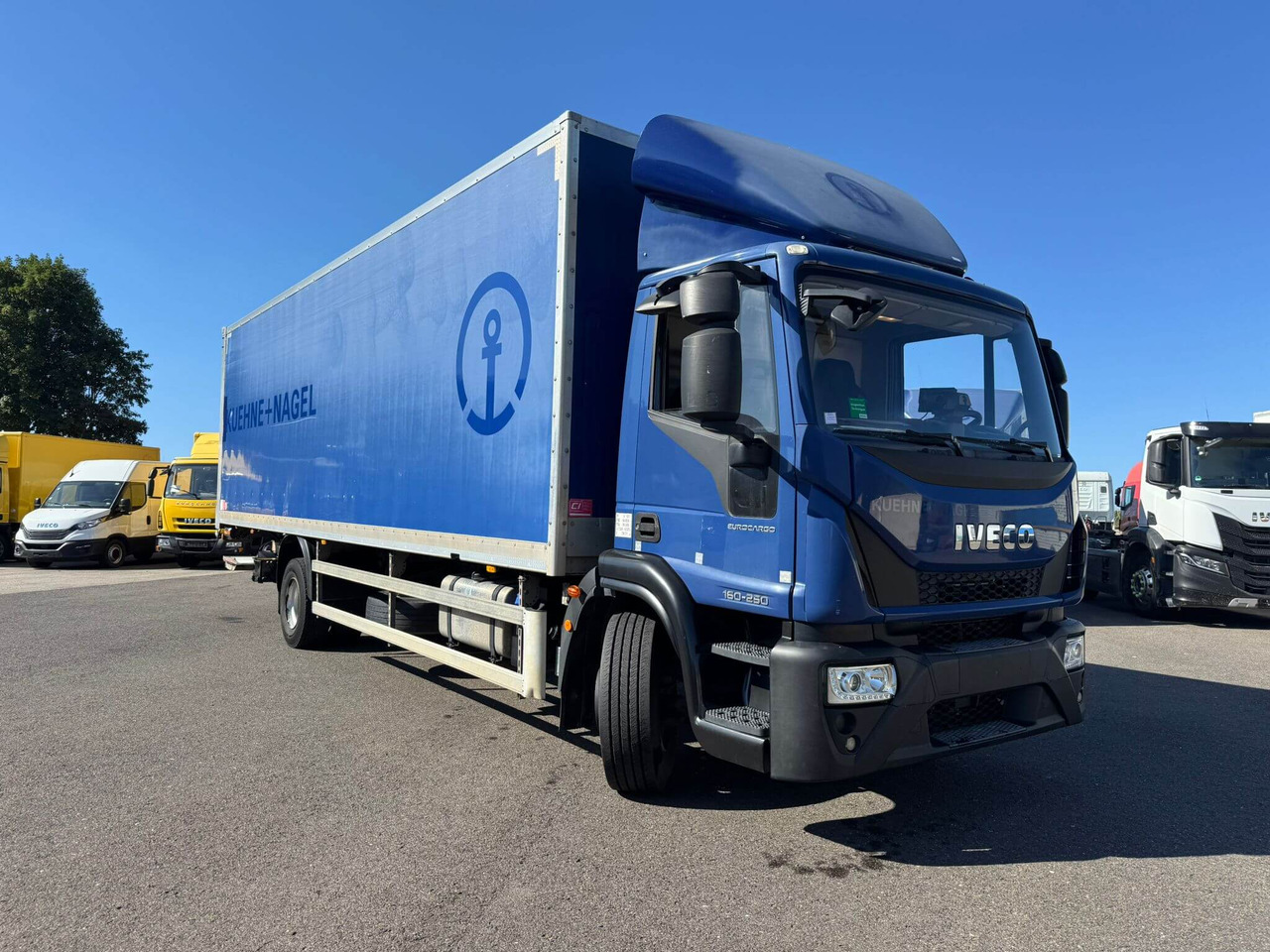 IVECO EUROCARGO 160E25P - Camion fourgon: photos 1 IVECO EUROCARGO 160E25P - Camion fourgon: photos 1