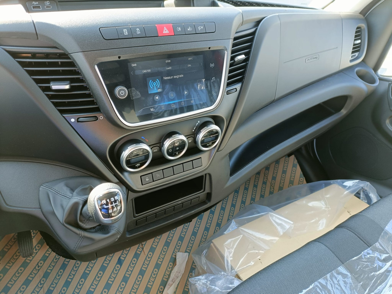 Véhicule utilitaire IVECO DAILY 35C16 MOD. 2025 A TELAIO NUOVO: photos 9 Véhicule utilitaire IVECO DAILY 35C16 MOD. 2025 A TELAIO NUOVO: photos 9