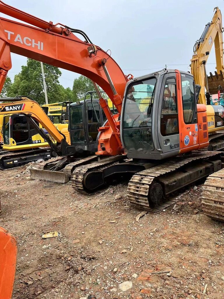 Hitachi ZX135 en leasing occasion Hitachi ZX135: photos 6