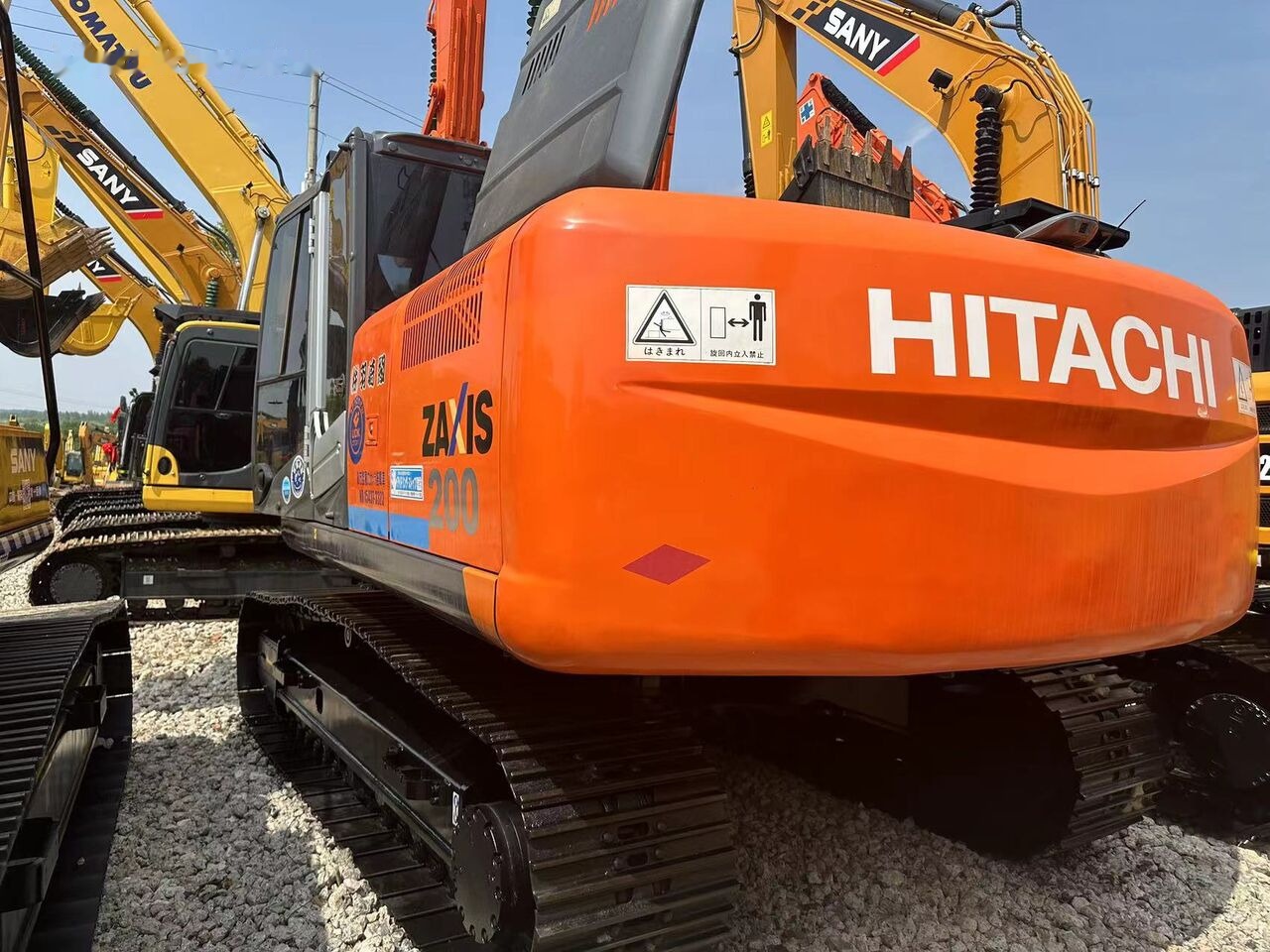 Hitachi ZX200-3 - Pelle sur chenille: photos 5 Hitachi ZX200-3 - Pelle sur chenille: photos 5