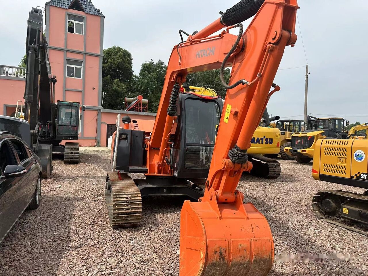 Hitachi ZX70 - Pelle sur chenille: photos 2 Hitachi ZX70 - Pelle sur chenille: photos 2