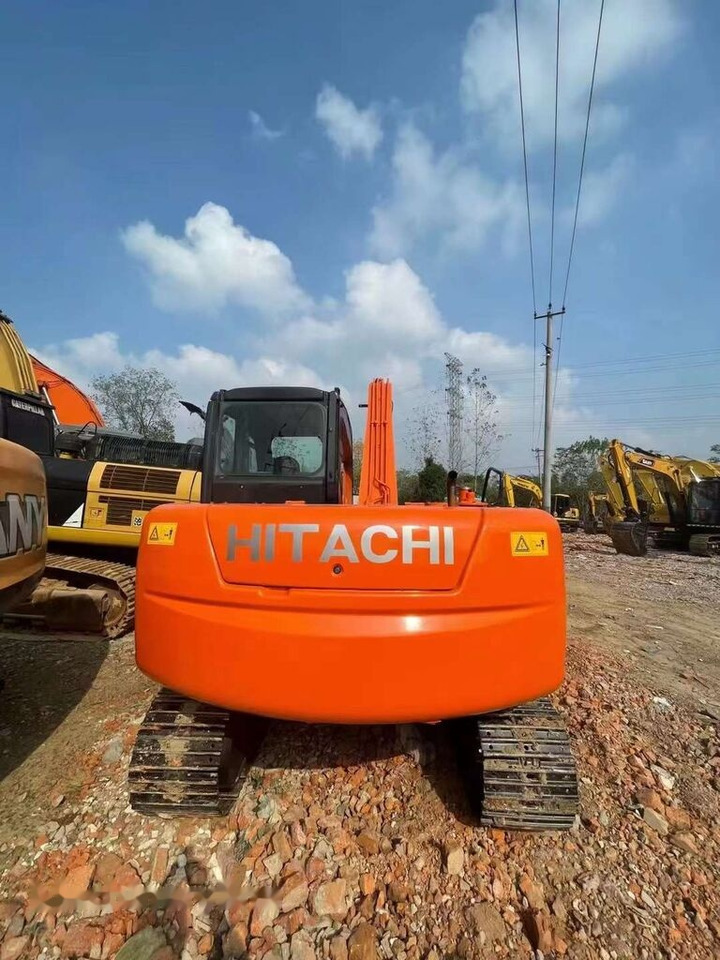 Hitachi ZX70 - Pelle sur chenille: photos 1 Hitachi ZX70 - Pelle sur chenille: photos 1