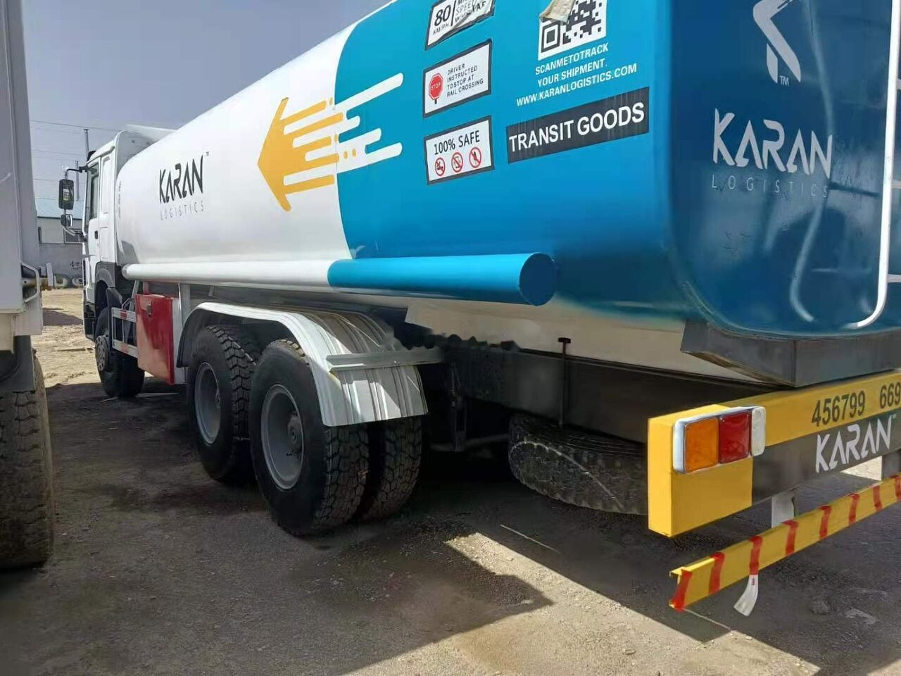 Camion citerne pour transport de carburant Howo 371: photos 6