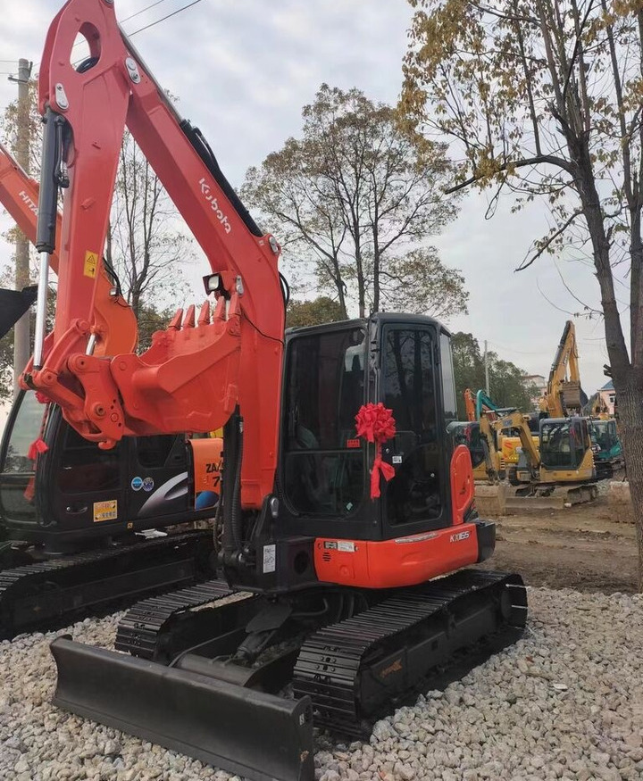 Kubota KX165 - Mini pelle: photos 1 Kubota KX165 - Mini pelle: photos 1