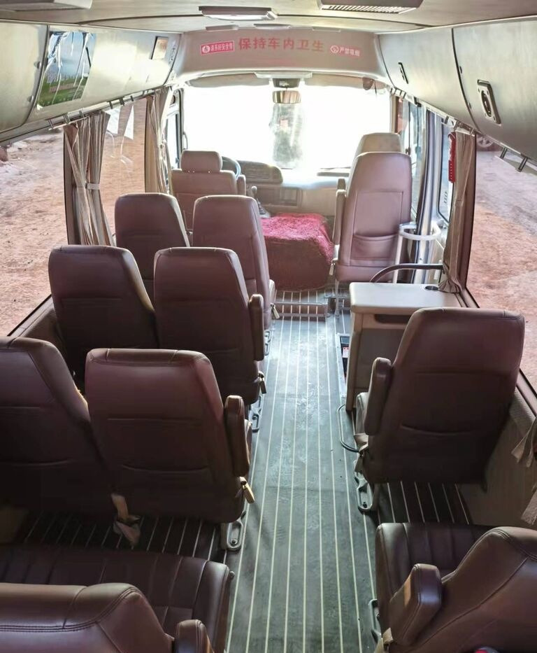 Toyota Coaster - Minibus, Transport de personnes: photos 2 Toyota Coaster - Minibus, Transport de personnes: photos 2