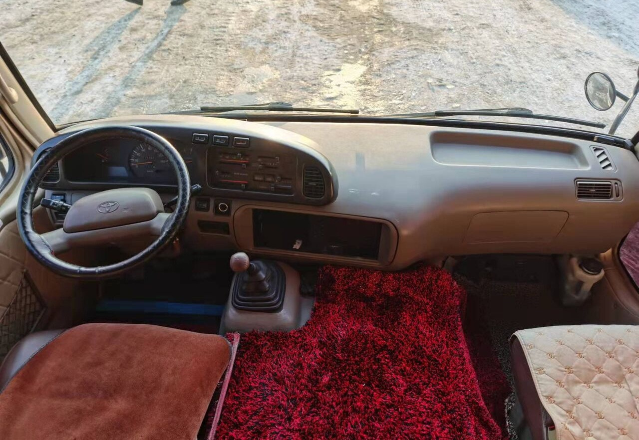 Toyota Coaster - Minibus, Transport de personnes: photos 4 Toyota Coaster - Minibus, Transport de personnes: photos 4