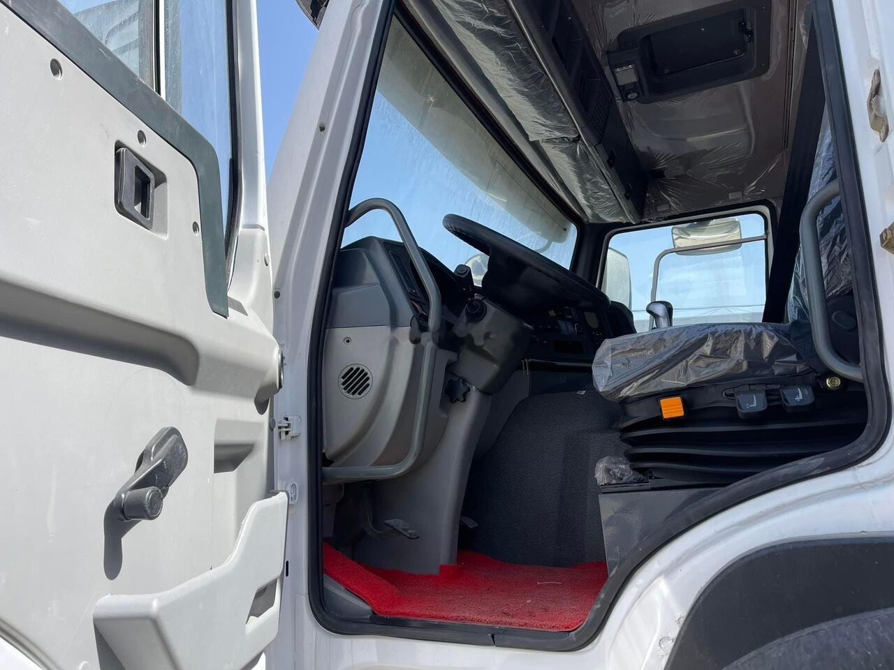 Howo Used 371 6X4 - Tracteur routier: photos 2 Howo Used 371 6X4 - Tracteur routier: photos 2