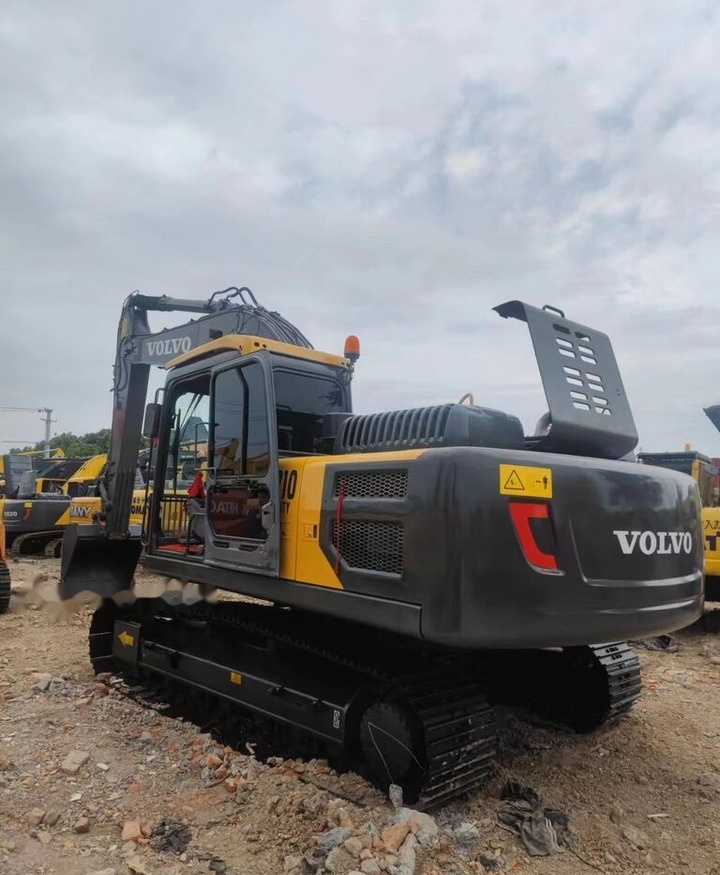 Volvo EC210 - Pelle sur chenille: photos 4 Volvo EC210 - Pelle sur chenille: photos 4