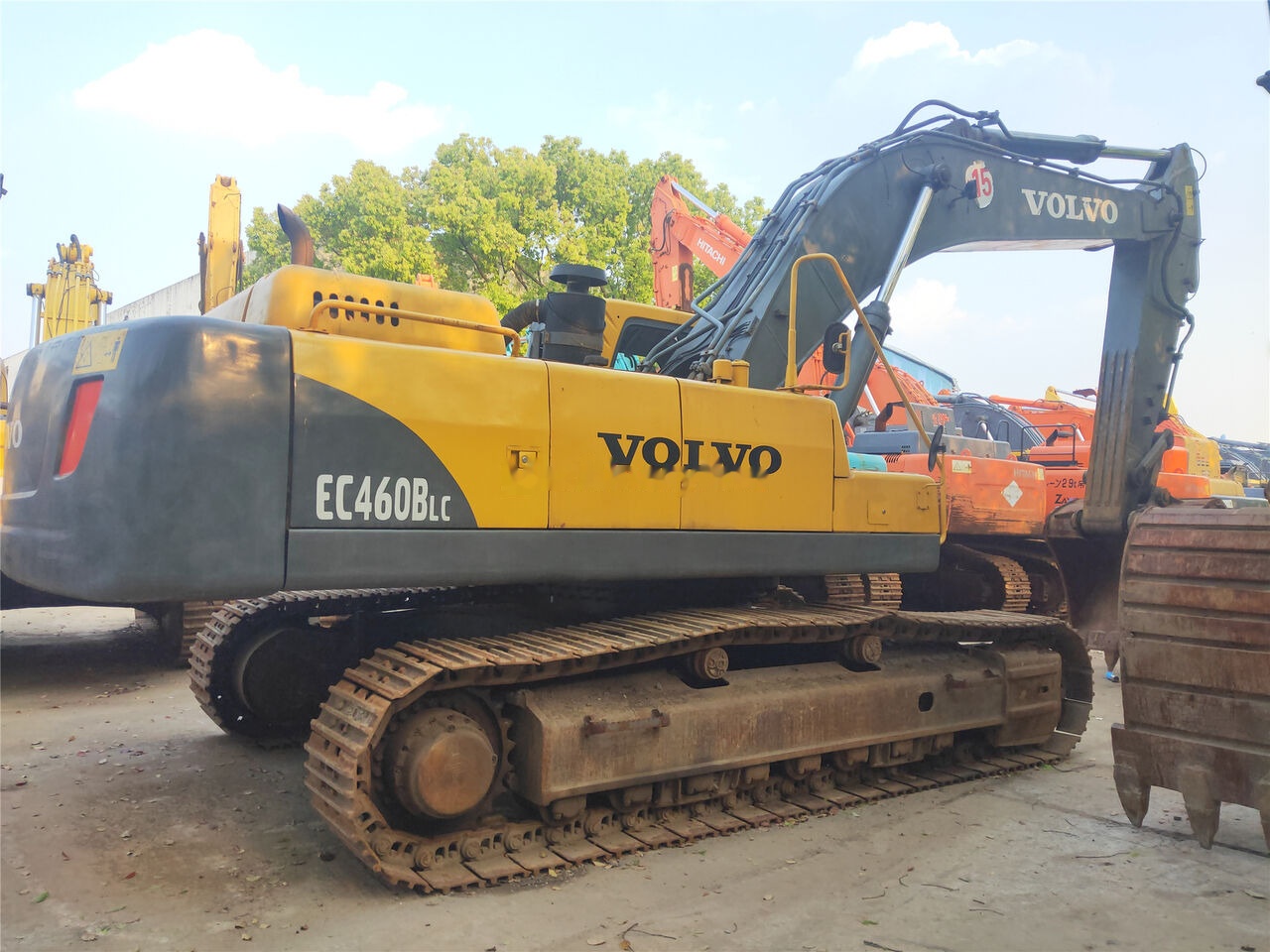 Volvo EC460BLC - Pelle sur chenille: photos 1 Volvo EC460BLC - Pelle sur chenille: photos 1