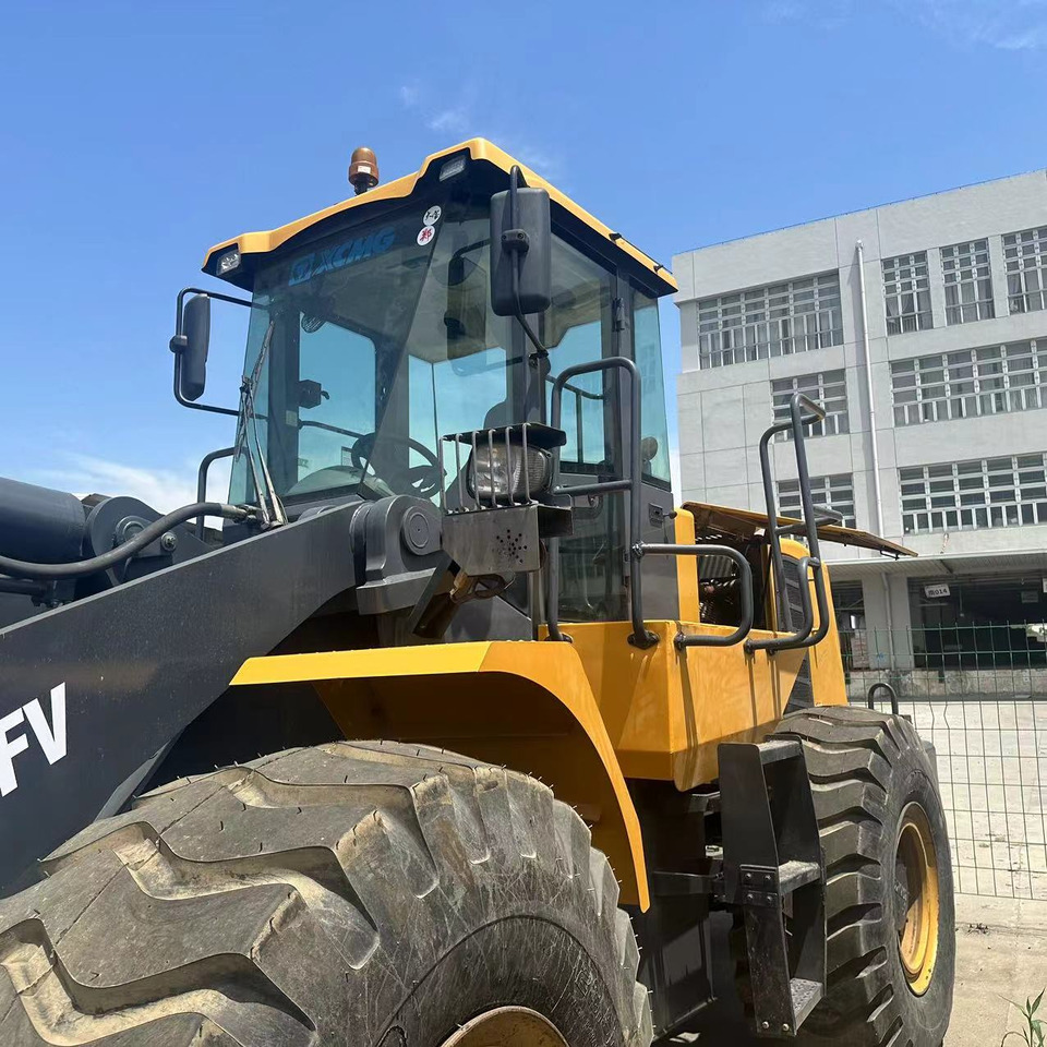 XCMG LW600FV - Chargeuse sur pneus: photos 3 XCMG LW600FV - Chargeuse sur pneus: photos 3