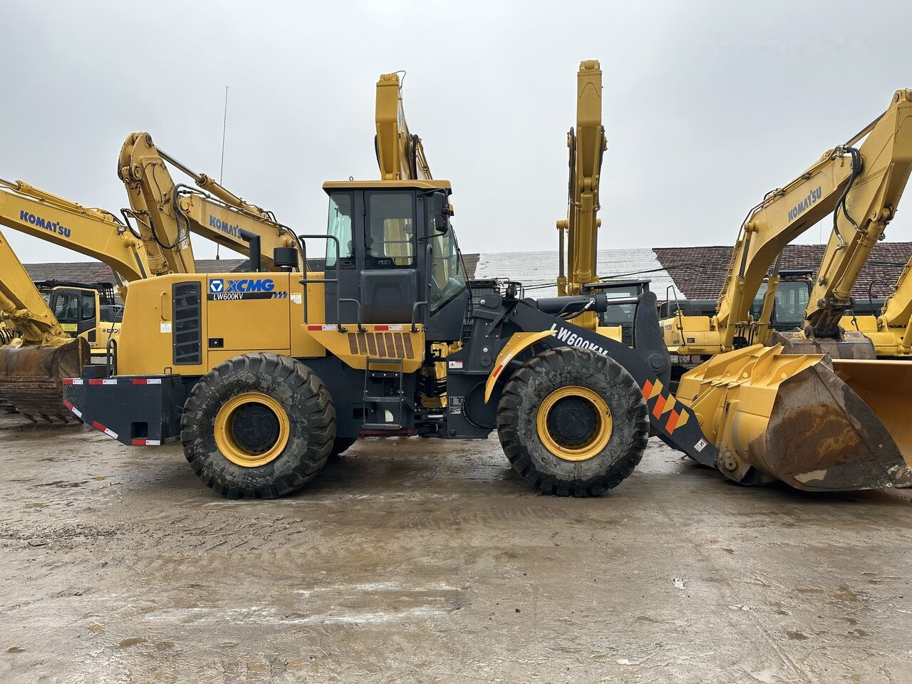 XCMG LW600KV - Chargeuse sur pneus: photos 5 XCMG LW600KV - Chargeuse sur pneus: photos 5