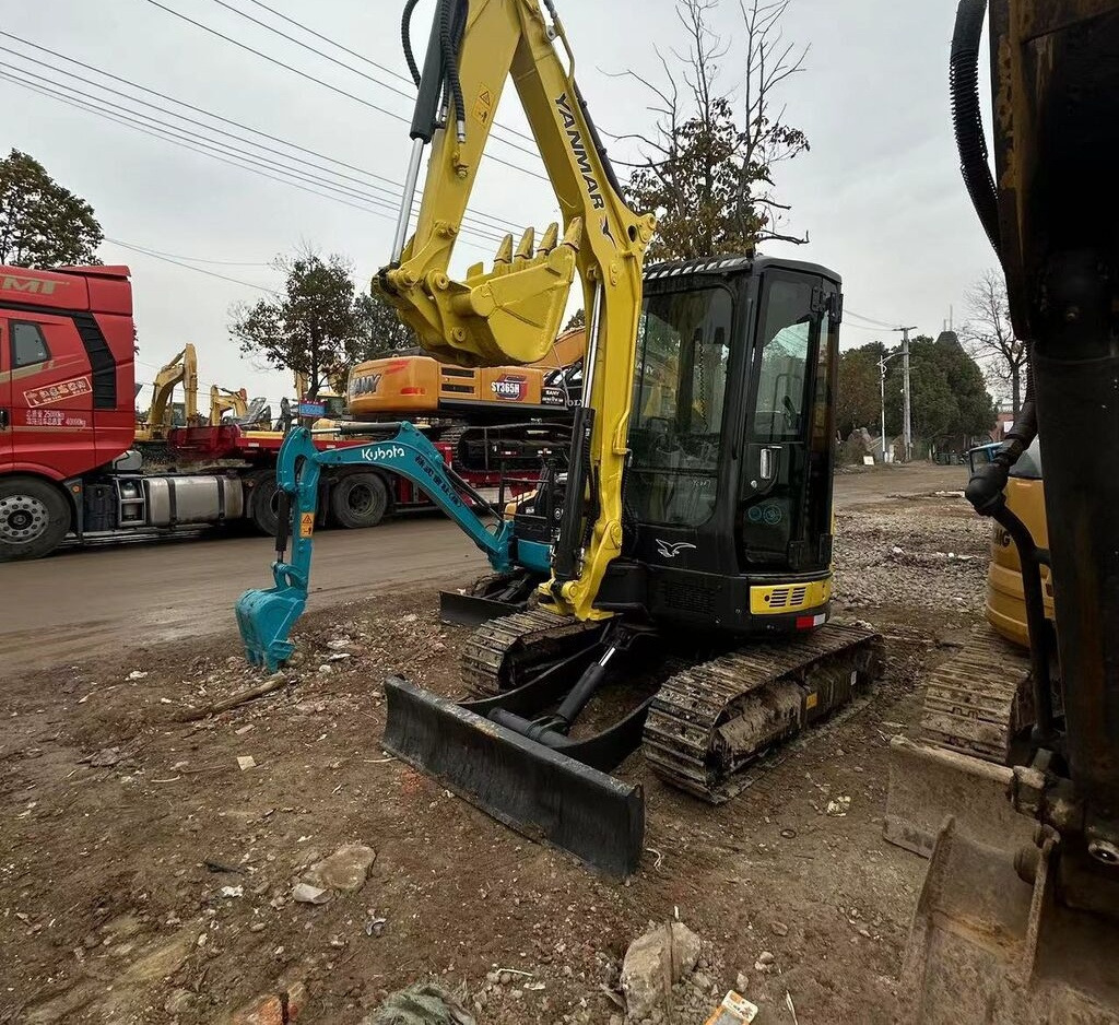 Yanmar VIO35 - Mini pelle: photos 1 Yanmar VIO35 - Mini pelle: photos 1