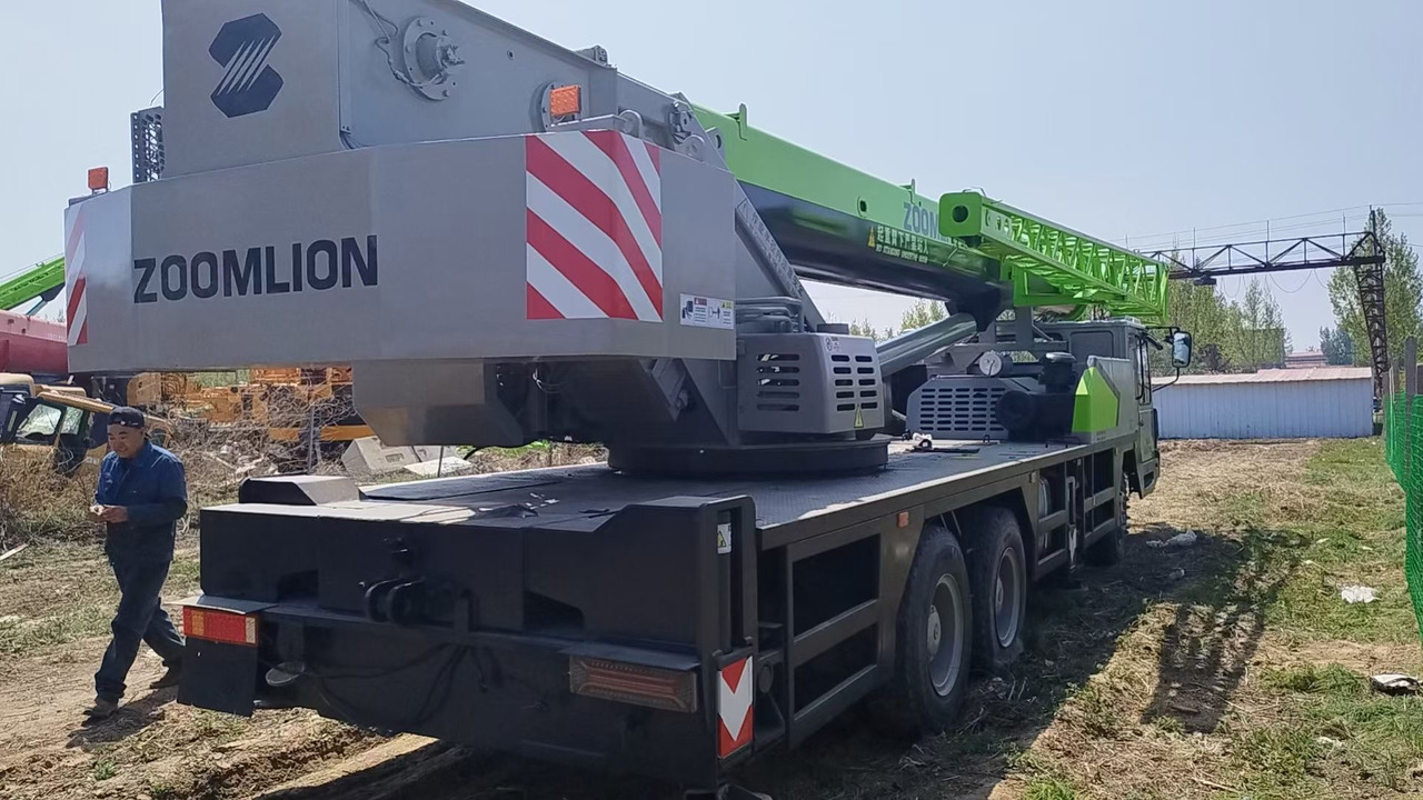 ZOOMLION ZTC300V - Grue mobile: photos 3 ZOOMLION ZTC300V - Grue mobile: photos 3