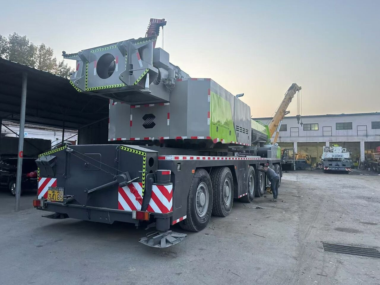 Zoomlion ZTC2000V - Grue mobile: photos 2 Zoomlion ZTC2000V - Grue mobile: photos 2