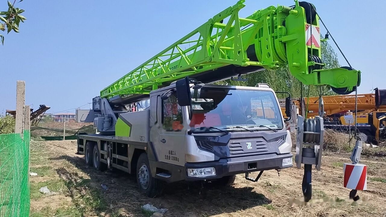 Zoomlion ZTC300V Crane - Grue mobile: photos 2 Zoomlion ZTC300V Crane - Grue mobile: photos 2