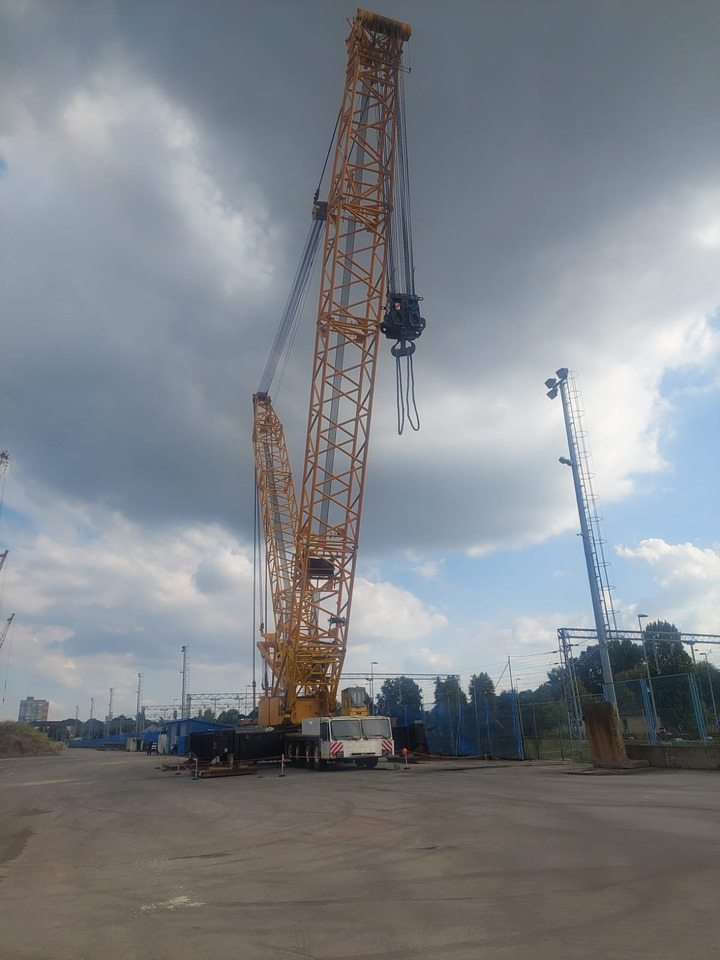 DEMAG TC 3300 - Grue mobile: photos 1 DEMAG TC 3300 - Grue mobile: photos 1