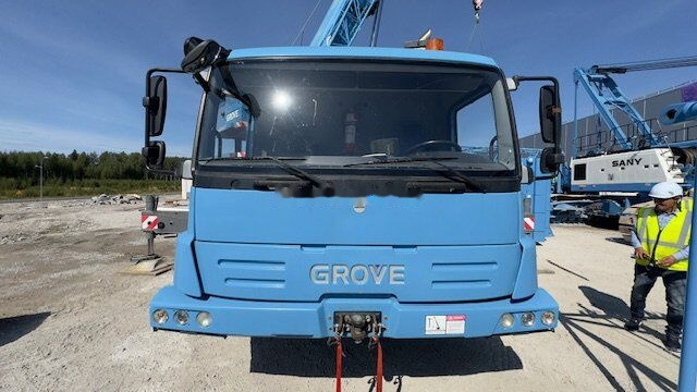 Grove GMK 5130 - Grue mobile: photos 2 Grove GMK 5130 - Grue mobile: photos 2