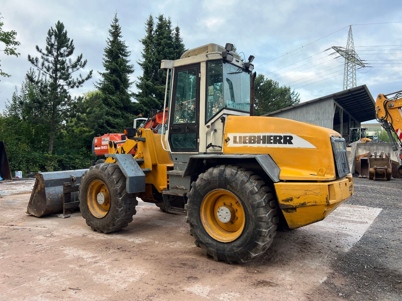 Liebherr L 514 Stereo - Chargeuse sur pneus: photos 1 Liebherr L 514 Stereo - Chargeuse sur pneus: photos 1