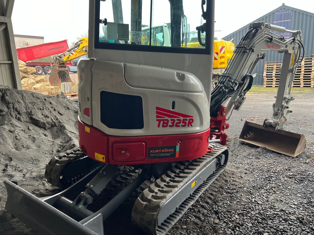 Takeuchi TB 325 RA - Powertilt V3 - Mini pelle: photos 3 Takeuchi TB 325 RA - Powertilt V3 - Mini pelle: photos 3