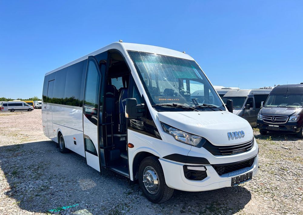 Iveco Daily - Minibus, Transport de personnes: photos 1 Iveco Daily - Minibus, Transport de personnes: photos 1