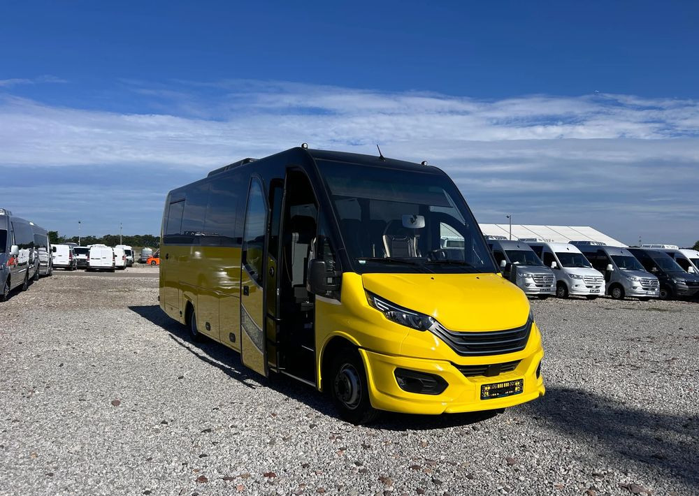 Iveco Daily - Minibus, Transport de personnes: photos 1 Iveco Daily - Minibus, Transport de personnes: photos 1
