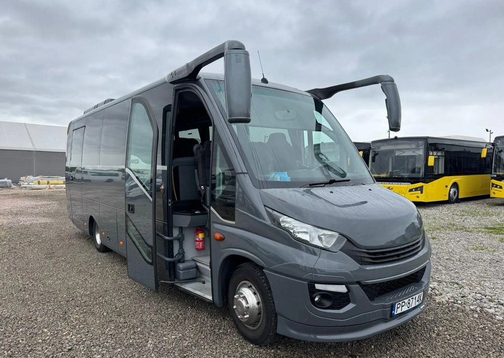 Iveco Daily - Minibus, Transport de personnes: photos 1 Iveco Daily - Minibus, Transport de personnes: photos 1