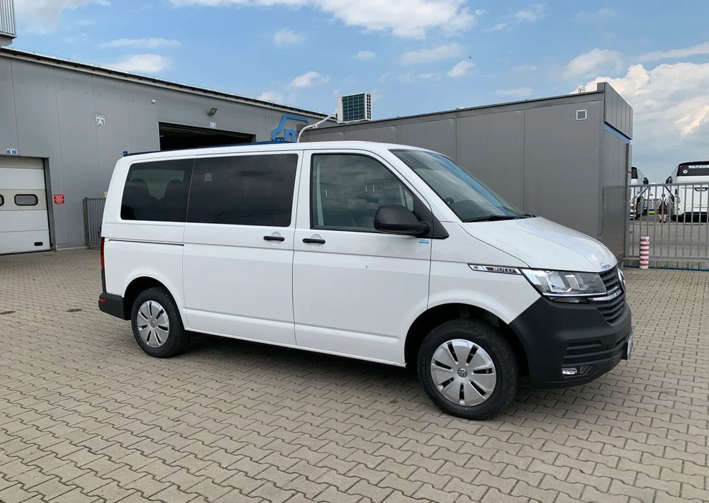 Volkswagen Transporter - Minibus, Transport de personnes: photos 3 Volkswagen Transporter - Minibus, Transport de personnes: photos 3
