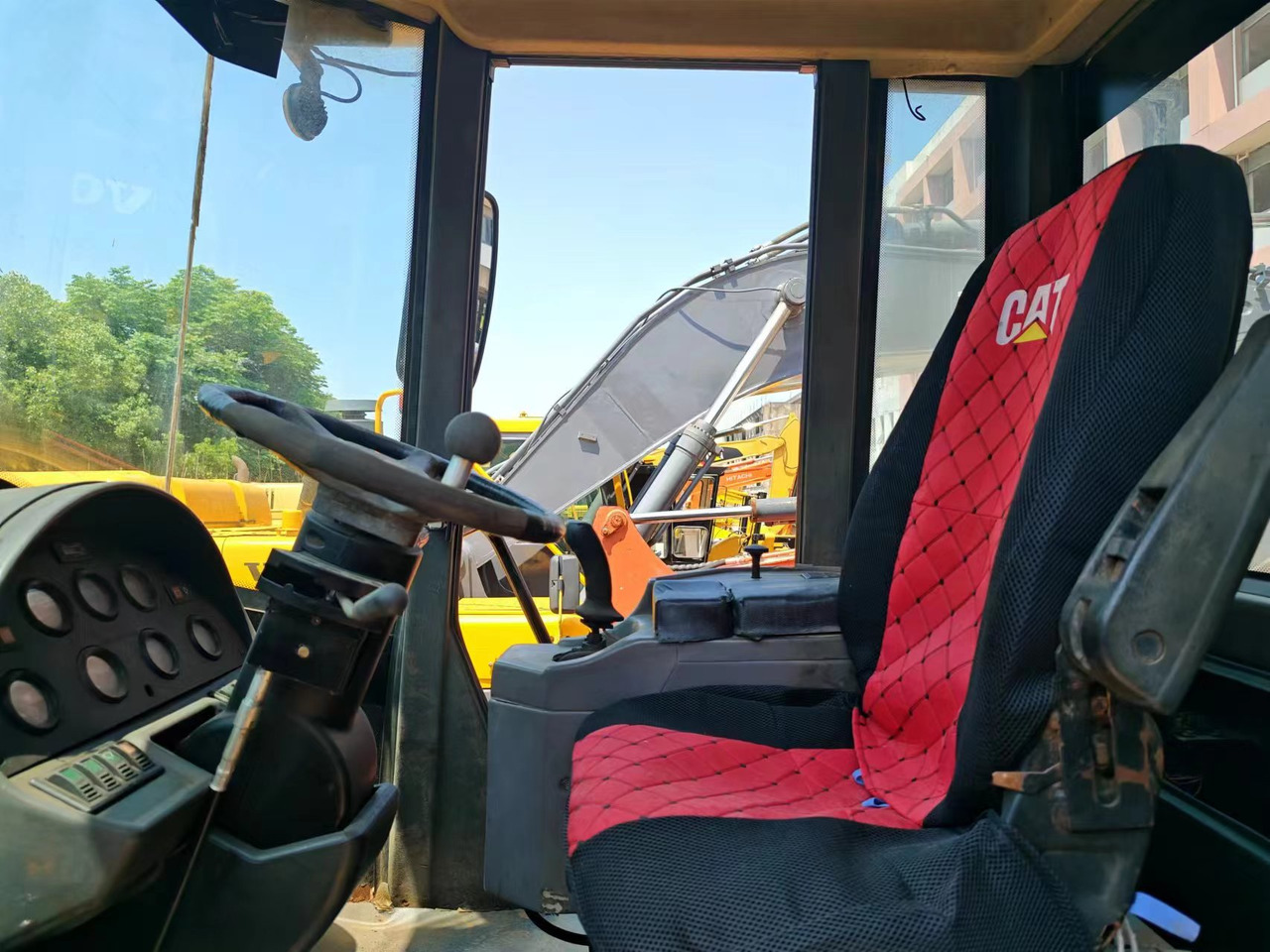 CAT 950G - Chargeuse sur pneus: photos 3 CAT 950G - Chargeuse sur pneus: photos 3