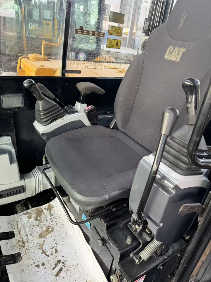 CATERPILLAR 305.5E2 CAT 305 308 306 307 - Mini pelle: photos 5 CATERPILLAR 305.5E2 CAT 305 308 306 307 - Mini pelle: photos 5