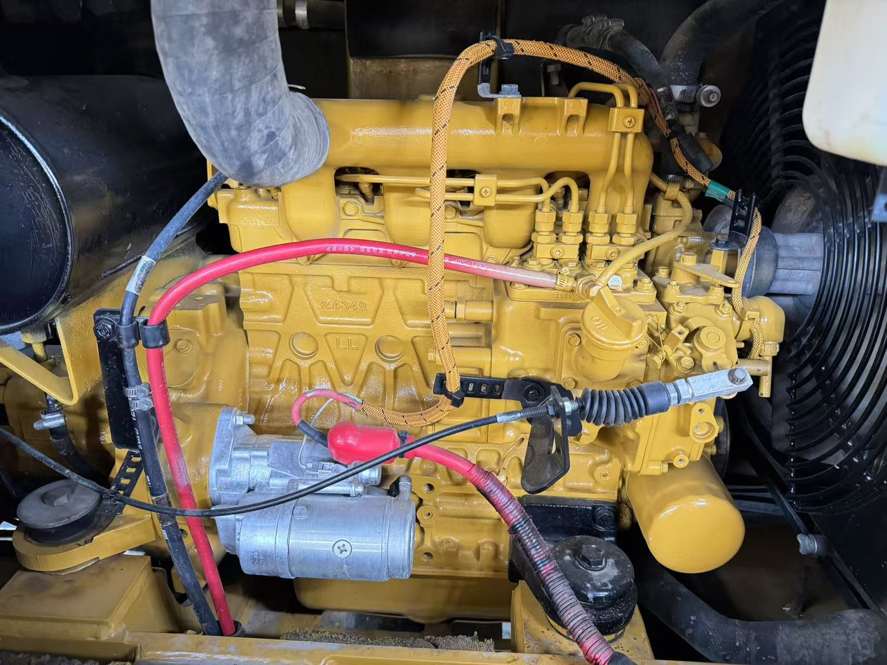 CATERPILLAR 305.5E2 - Mini pelle: photos 4 CATERPILLAR 305.5E2 - Mini pelle: photos 4