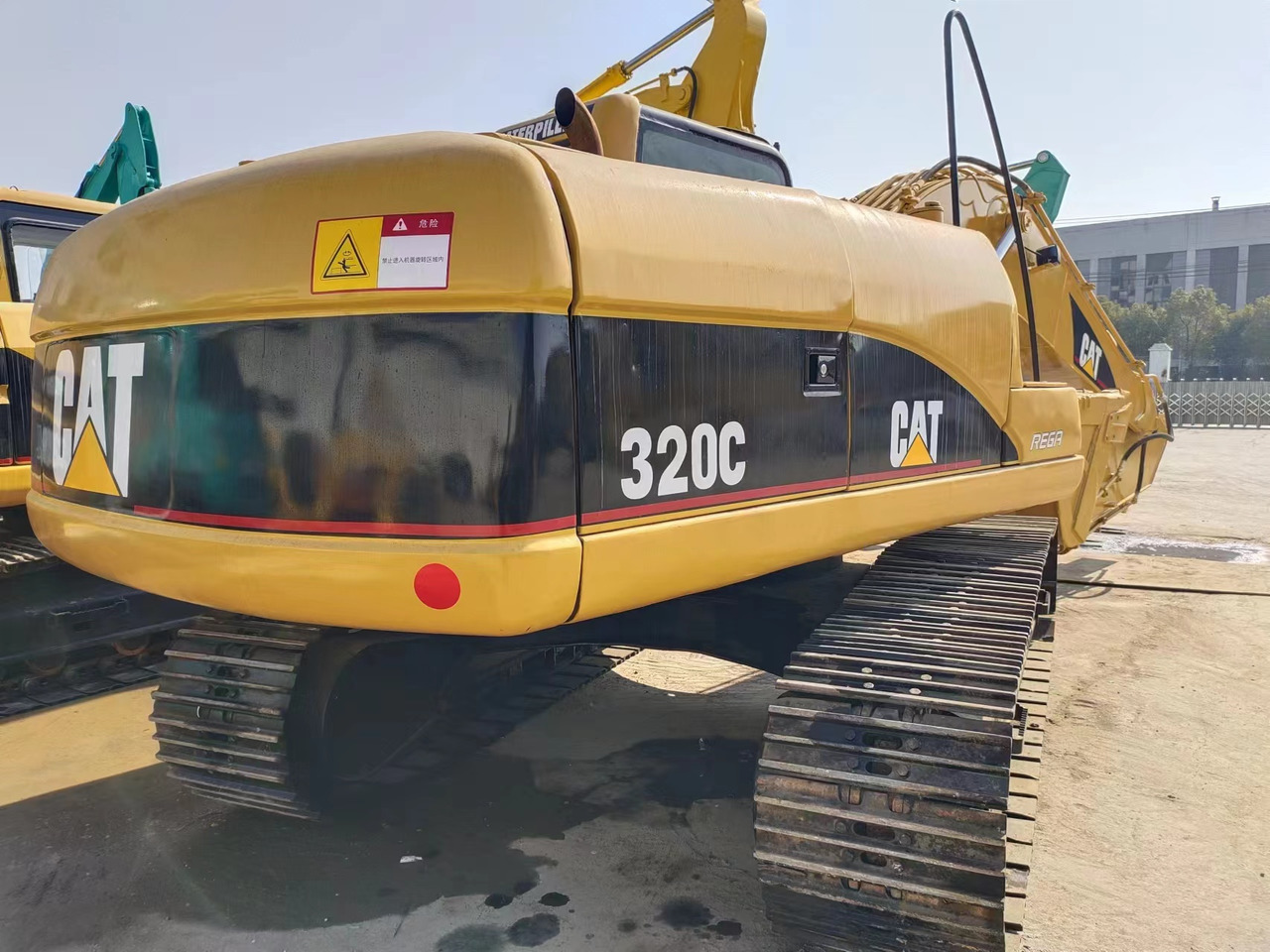 CATERPILLAR 320C - Pelle sur chenille: photos 4 CATERPILLAR 320C - Pelle sur chenille: photos 4