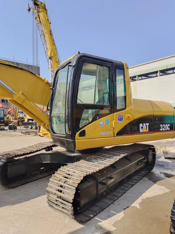 CATERPILLAR 320C - Pelle sur chenille: photos 2 CATERPILLAR 320C - Pelle sur chenille: photos 2